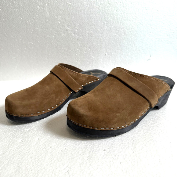 Cape Clogs Brown Leather Suede Clogs Women's 38/7.5 Wooden Strap Detail Sweden - Picture 1 of 12
